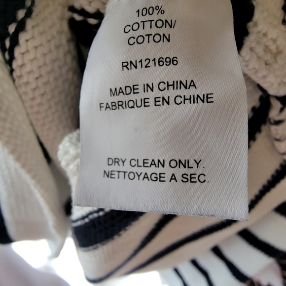 DEMYLEE | 100% cotton Striped Floral Embellished Thick Knit 3/4 Sleeve Sweater - Picture 5 of 9